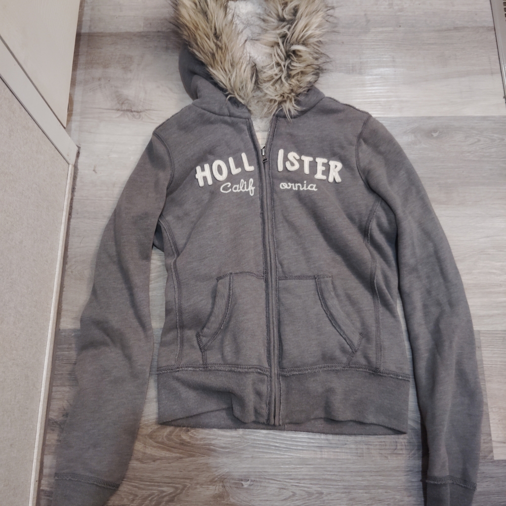 Y2K Hollister Charcoal Jacket with Faux Fur Trim